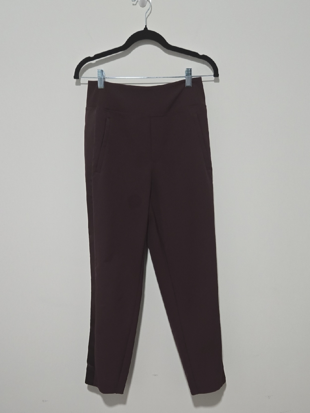 Athleta Cropped Ankle Pants in Deep Plum